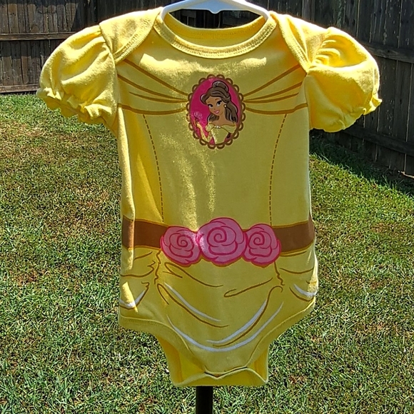 🟡 Disney Belle Baby Girl 12 Months Snap Between The Legs Onesie - Picture 5 of 7
